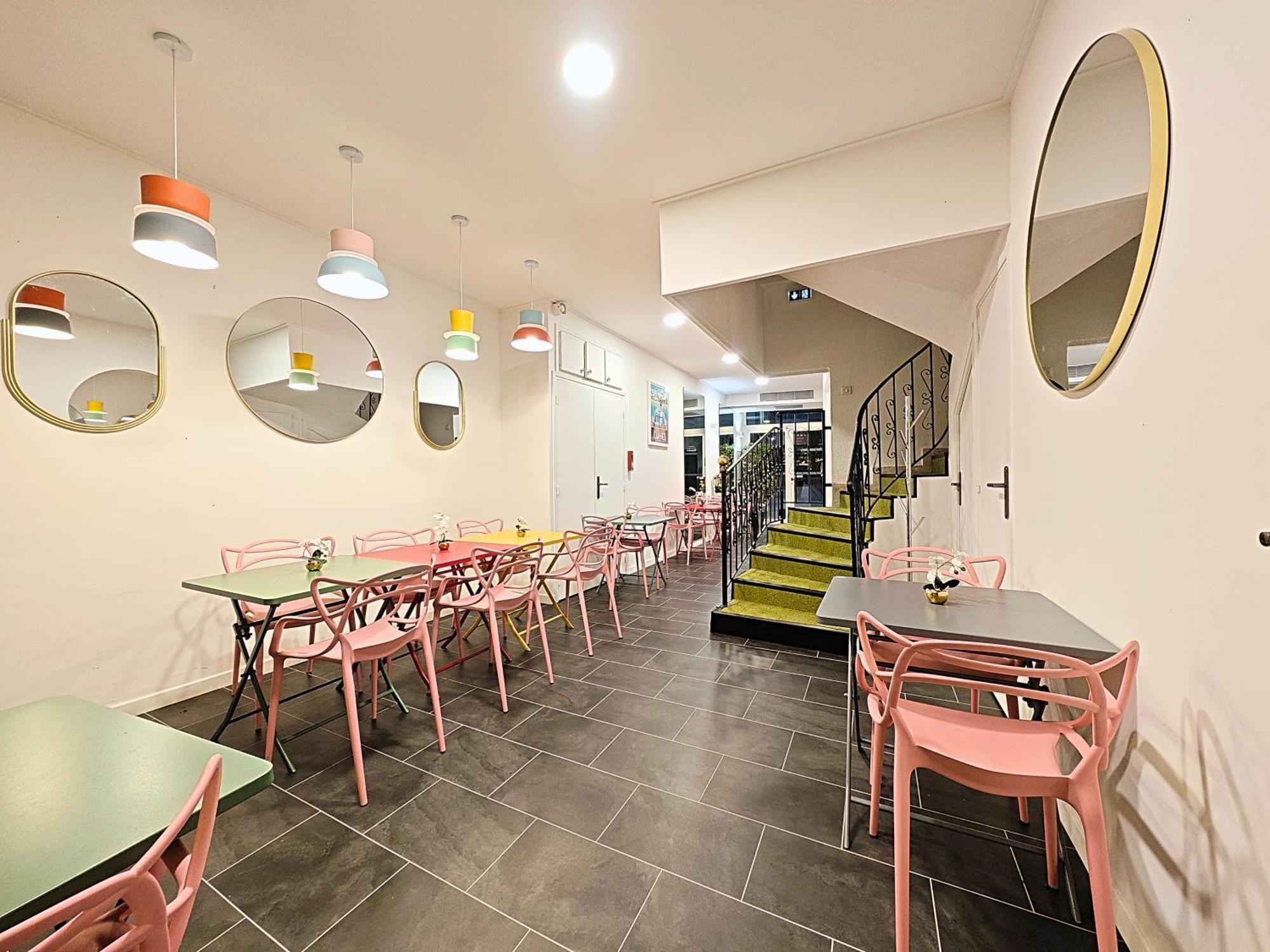 Le Florian Hotel